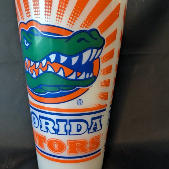 Large 30 oz. Florida Gators Cup 7 1/2" Tall Displayed on Bookcase Gator Chomp! - Picture 4 of 12